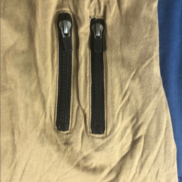 Brown t-shirt w/ zippers - Picture 2 of 3